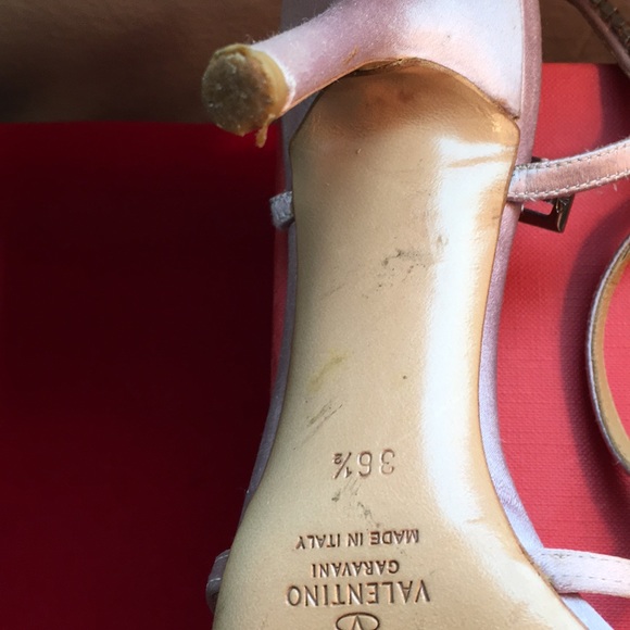 Beautiful Valentino heels - Picture 7 of 8